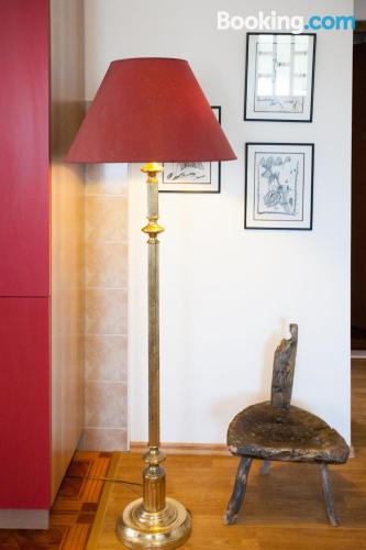 花园景两卧室公寓 - 带露台