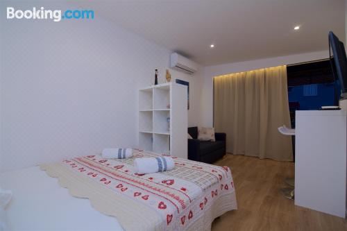 带露台一室公寓