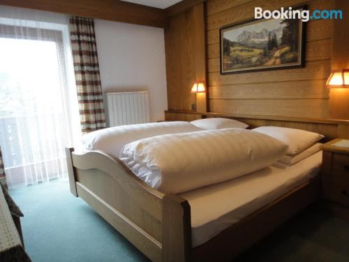 复古两卧室公寓