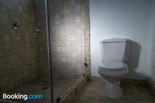 豪华特大床房（园景）