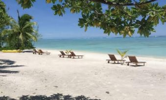 Aitutaki Seaside