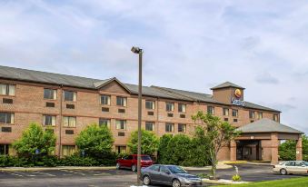 Comfort Inn & Suites Streetsboro - Kent