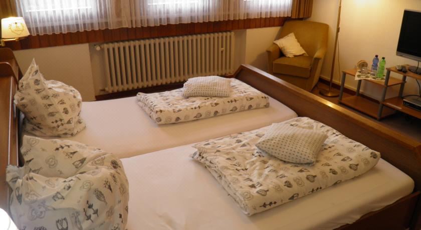 双人房（带独立浴室）