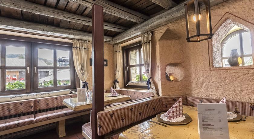 一卧室公寓（带阳台）