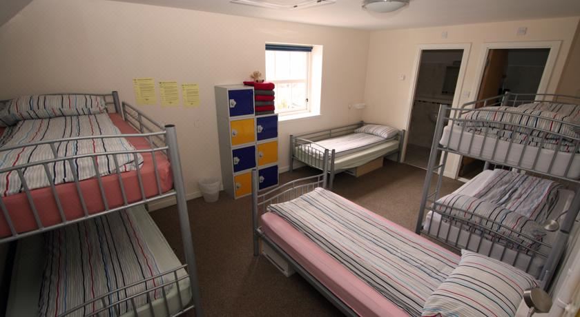 6人混合宿舍（一张床位）