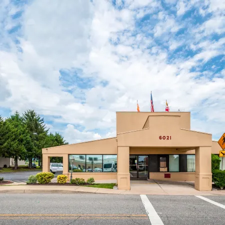 Econo Lodge Frederick I-70 Отели в г. Фредерик