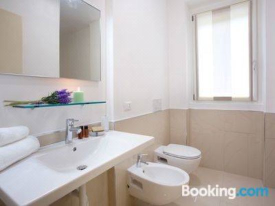 Sala Comacina Residence Apartment 5 - Sleeps up to 10 by Italian Apartments Apartment