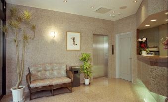 Ichinomiya Green Hotel - Housity