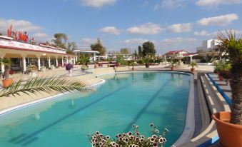 Vox Maris Grand Resort - Adults Only