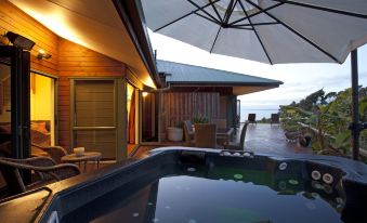 Waoku Lodge