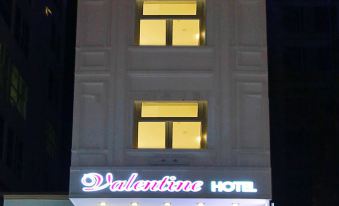 Valentine Hotel
