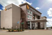 La Quinta Inn & Suites by Wyndham Opelika Auburn
