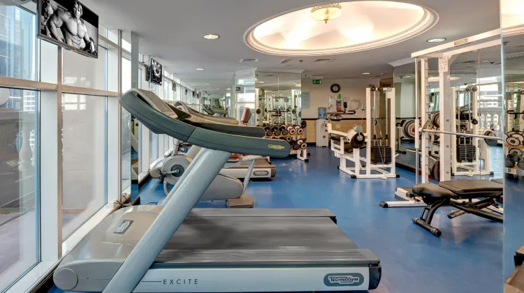 エミレーツ グランド ホテル アパートメンツ 施設