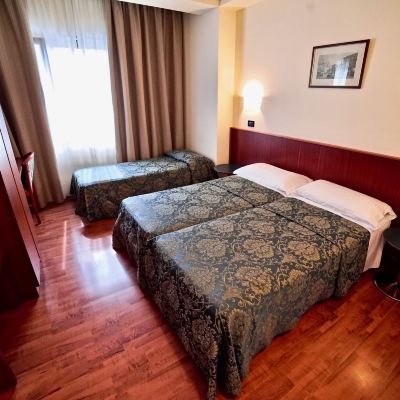 三人房 梅斯特森特里酒店優惠