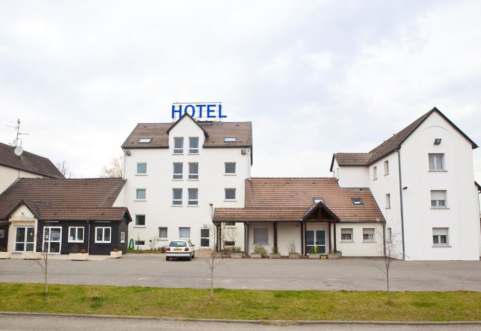 Hotel Restaurant l'Escale - Housity