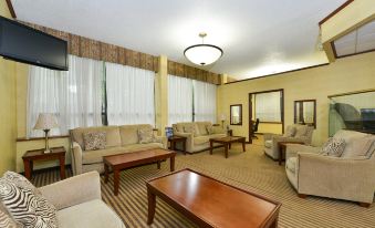 Best Western Plus Richmond Airport Hotel