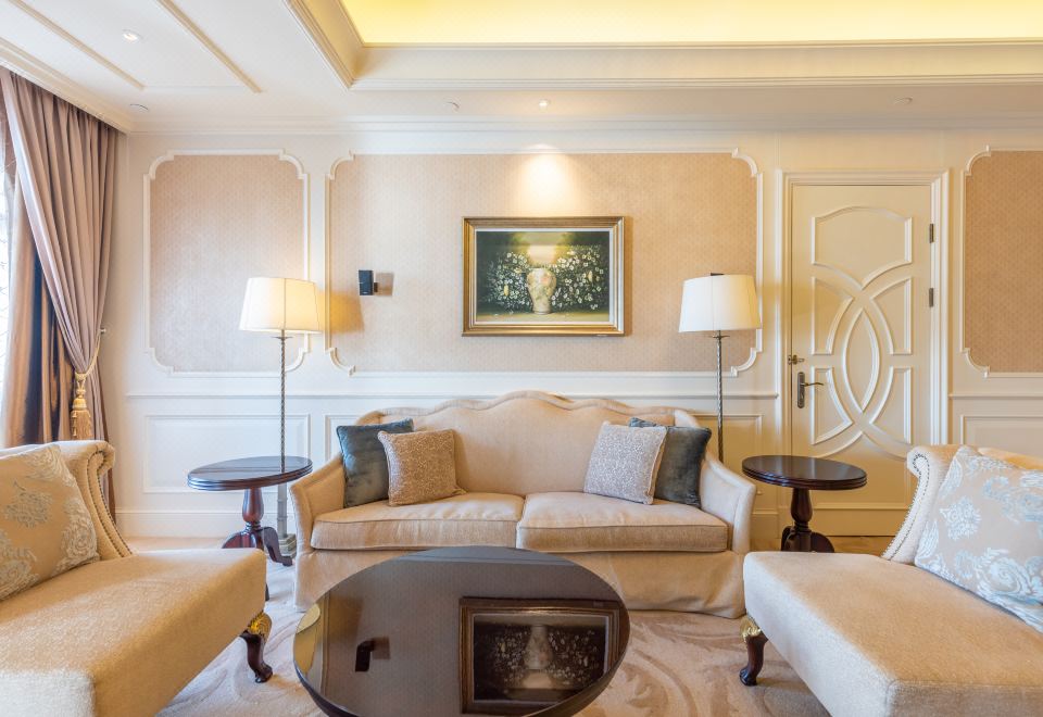 the Castle Hotel, A Luxury Collection HotelKnight suite