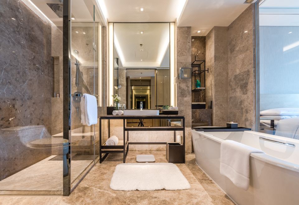 行政海景大床房