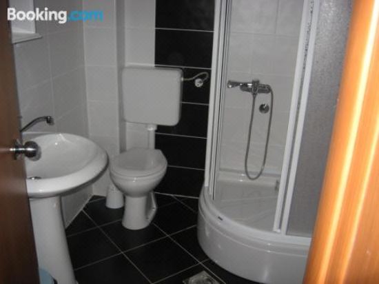 一卧室山景公寓