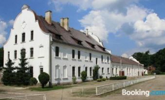 Moszna Apartments - Housity