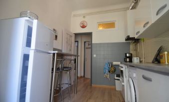 Apartment 5 Persons Near Place du Pin in Port of Nice District