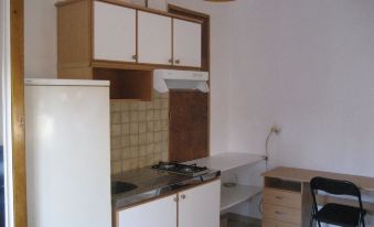 Studio in La Garde, with Furnished Terrace and Wifi