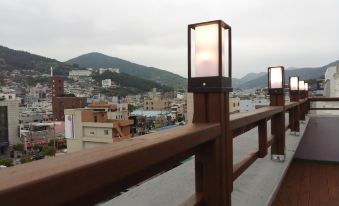 Yeosu Hi and J Guest House