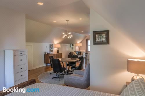 带洛弗特的一卧室公寓