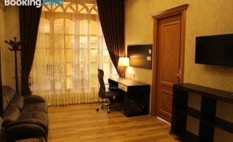 Atlas B&B Hotel - Housity