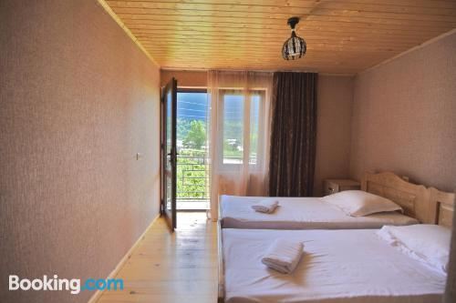 带阳台的双床房