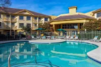 La Quinta Inn & Suites by Wyndham Macon