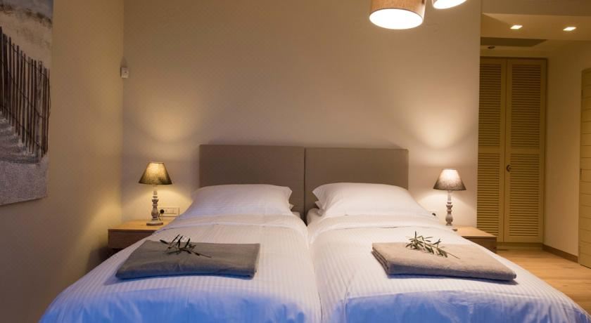 四卧室别墅带私人泳池