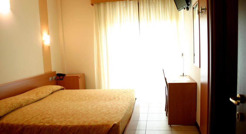 标准双人或双床房