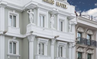 Seres Hotel Old City