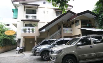 Bahay Ni Tuding Inn & Bistro