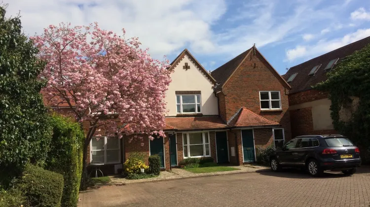 3 Summertown Court 外観