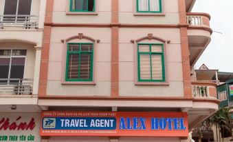 Alex Ha Long Hotel