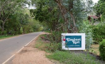 Elephant Rest Udawalawa
