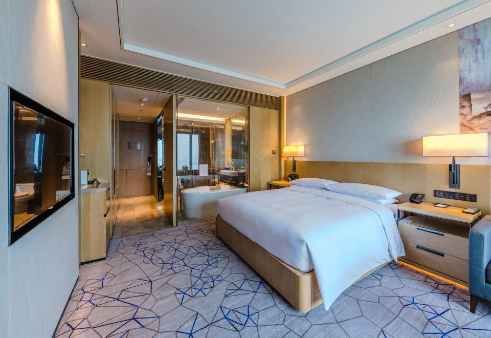 行政海景大床房