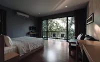 Riverawan Hotel