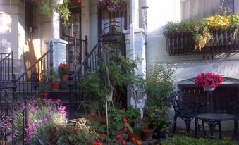 Ledroit Park Renaissance Bed and Breakfast