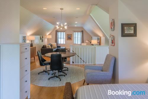 带洛弗特的一卧室公寓