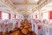 Dongfang Hotel