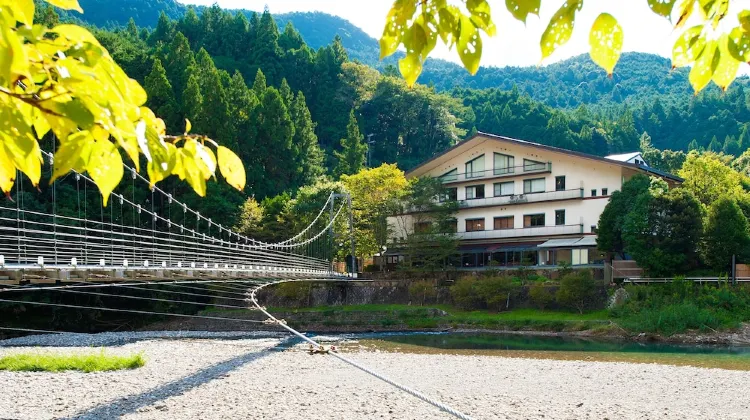わたらせ温泉 ホテルやまゆり 外観