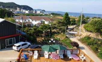 Taean (Anmyeondo) Ocean Village Pension