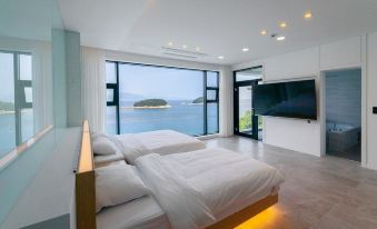 Yeosu High Class 153 Pension [Newly Built in 2016]