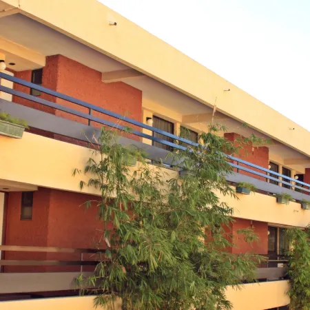 Hafersons Inn Hotel & Suites