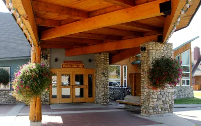 Waterton Lakes Lodge Resort Hotels in 