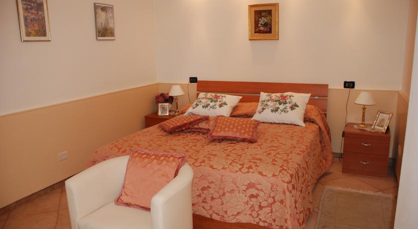 园景两卧室公寓