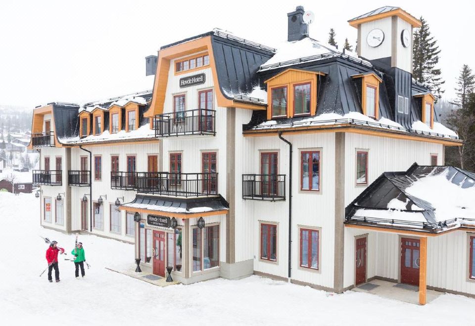 Hovde Hotell - Housity